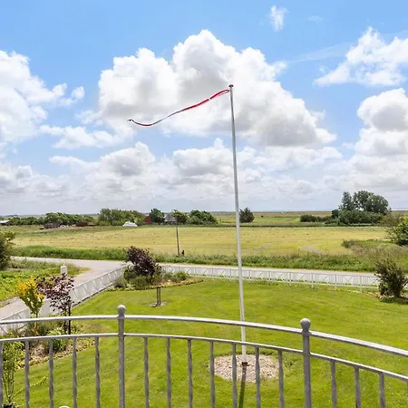 3 Bedroom Gorgeous In * Højer