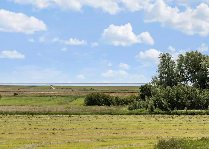 3 Bedroom Gorgeous In *